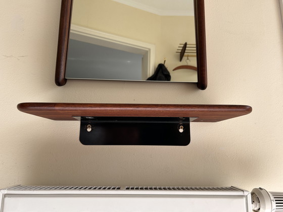 Image 1 of Wandspiegel mit Ablage, Vintage 70er, skandinavischer Stil