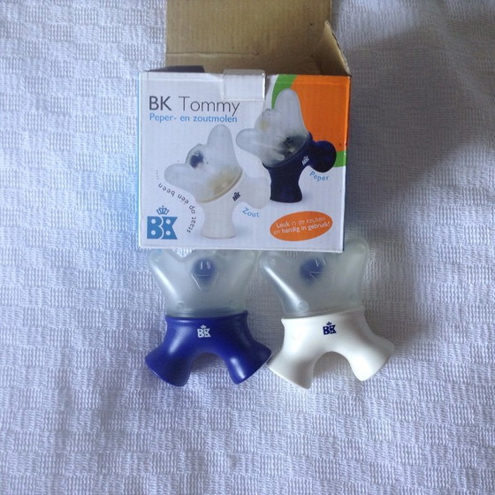 Vintage BK Tommy Salt & Pepper Shaker Set (With Original Box) – Table accessories, Plastic (photo 4 of 5)