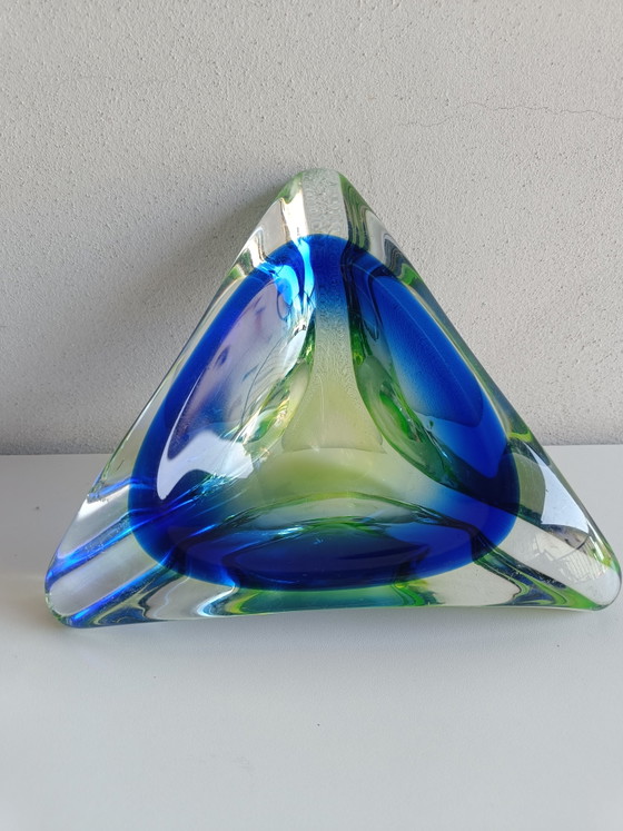Große Murano-Sommerso-Uranglasschale – zugeschrieben an Arte Nuova, 1950er/60er Jahre – Schalen, Murano Glass (photo 3 of 11)
