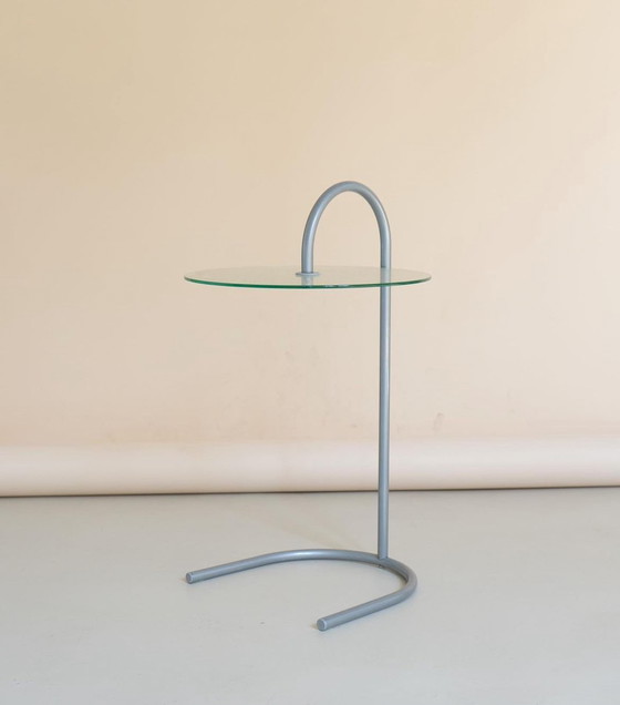 Image 1 of Table d'appoint vintage en verre rond