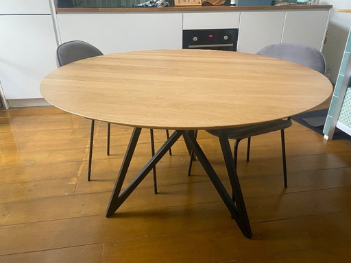Studio Henk Round Dining Table of 120cm
