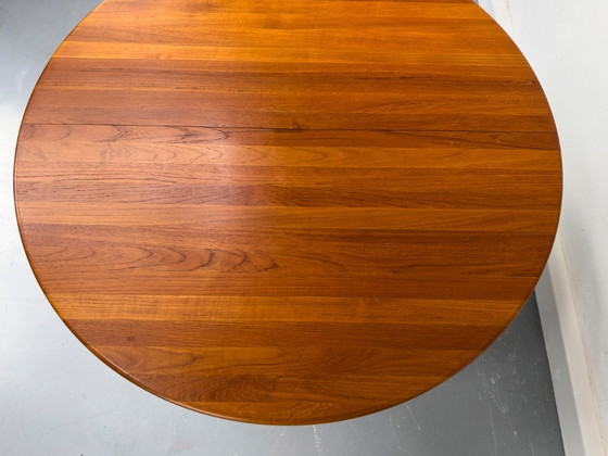 Vintage Teak Round Table – glostrup, Dining tables, Wood (photo 9 of 19)