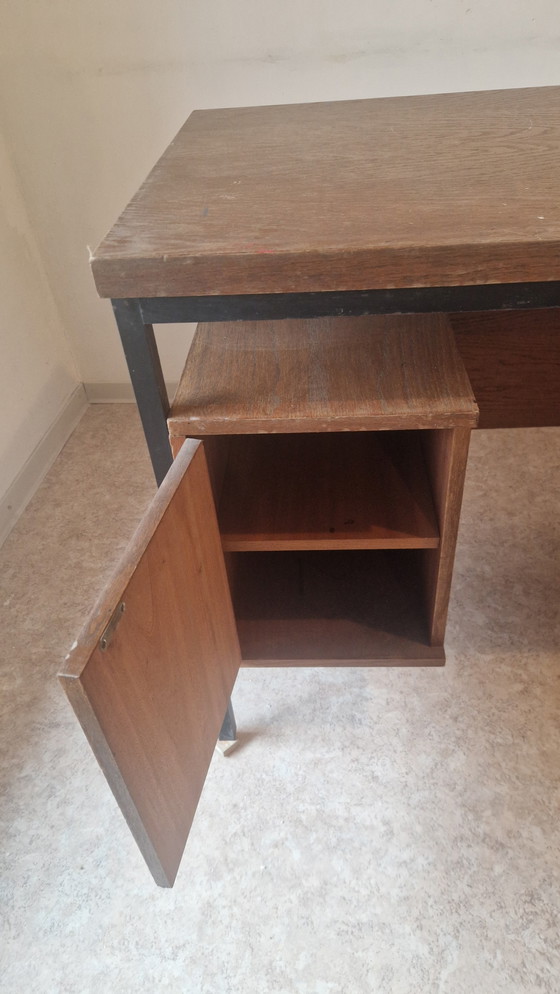 Image 1 of Escritorio de madera maciza