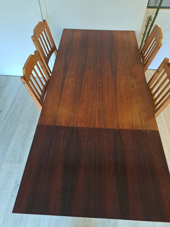Image 1 of Vintage Scandinavian Design extendable Rosewood Dining Table