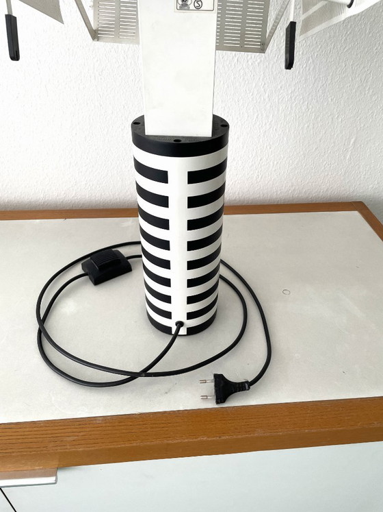 Artemide Shogun lampada da tavolo Mario Botta, lampada da tavolo originale, usata – Lampade da tavolo, Metallo (photo 4 of 8)