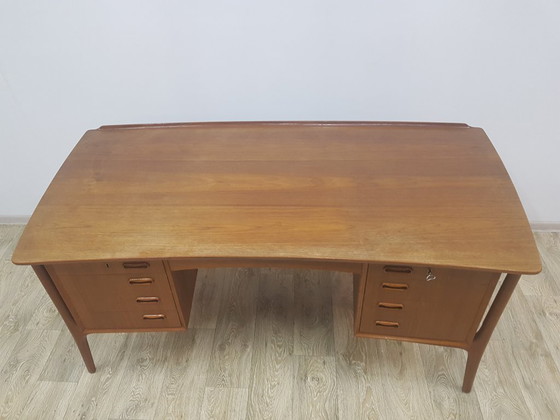 Image 1 of Bureau en teck, conçu par Svend Aage Madsen pour H.P. Hansen, Danemark, années 1960