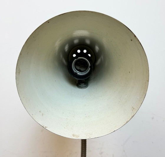 Image 1 of Lampada da tavolo a collo di cigno industriale grigia di Zaos, anni '60