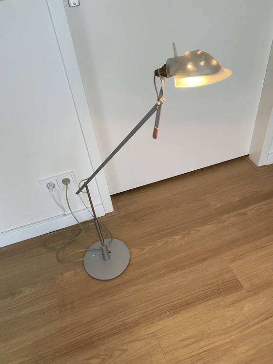 Image 1 of Vloerlamp prototype Floor 75 W halogeen ontwerper Ingo Maurer