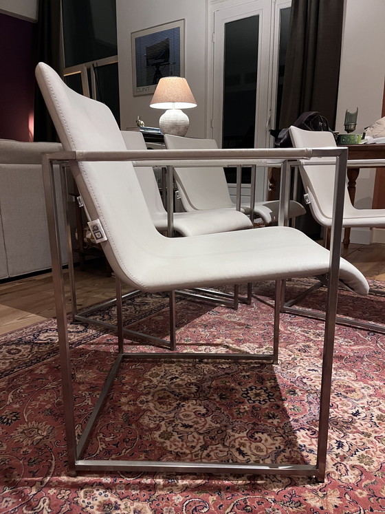 Image 1 of Hermosas sillas Applebee - Diablo