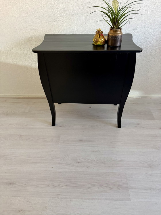 Image 1 of Laden kastje gerestyled