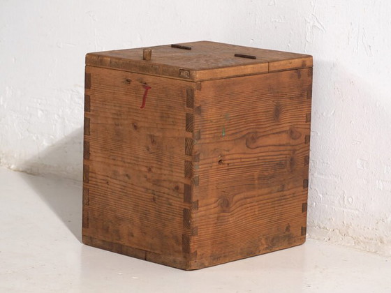 Boîte de rangement ancienne en bois massif (c.1920) #7 – Armoires de rangement, Rustic (photo 33 of 40)