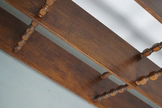 Image 1 of Bibliothèque/étagère murale à bobines en chêne français style années 50