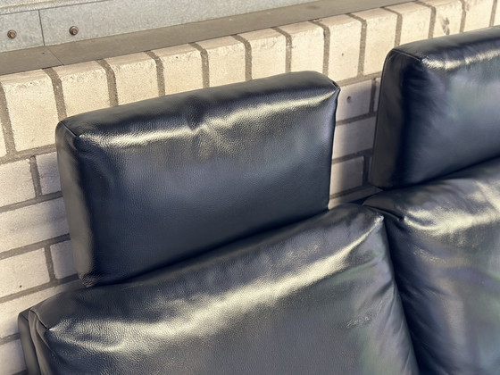 Image 1 of Divano a 2 posti in pelle blu De Sede