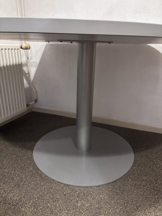 Image 1 of Kembo Tafel