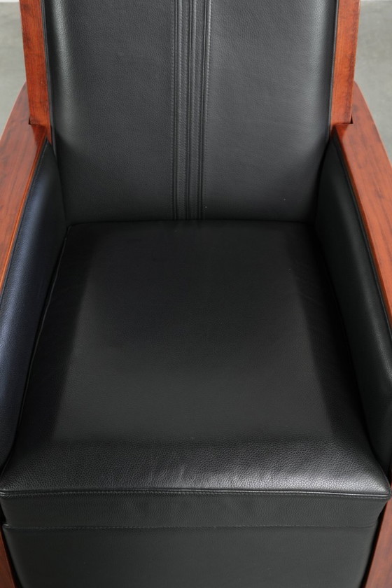 Image 1 of Schuitema Art Deco design relaxfauteuil uit de Decoforma serie met zwart rundleer