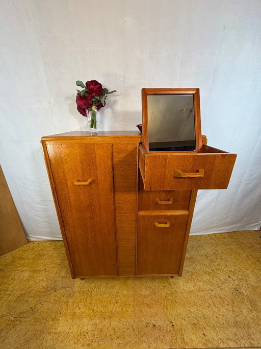 Mid-Century Retro Vintage Oak Compactum Gentleman’s Wardrobe by G Plan E. Gomme c.1950–1960    Gold Stamp • Space-Saving Design 