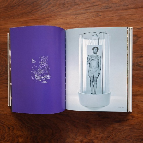 Image 1 of Livre de table basse : Monographie sur le designer français Philippe Starck. Taschen