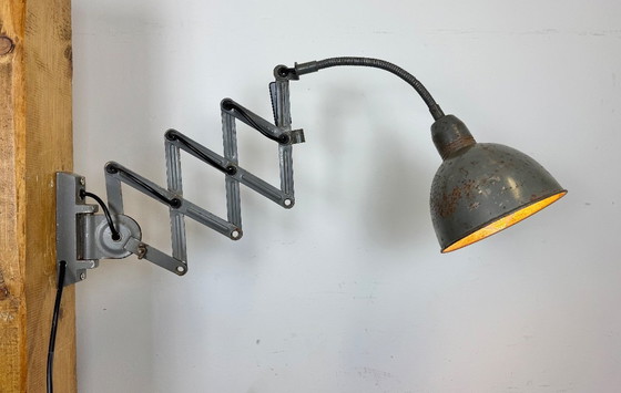 Image 1 of Grijze industriële schaarwandlamp van Elektroinstala, jaren 60