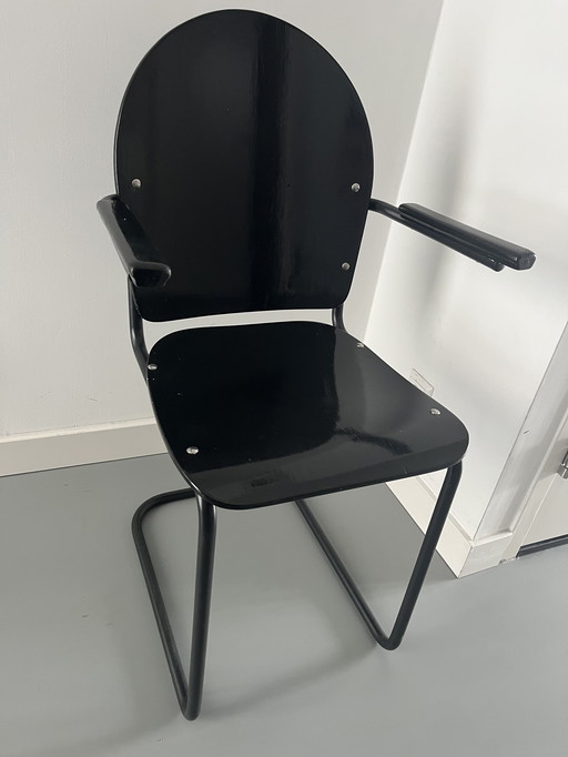 Fauteuil à structure tubulaire