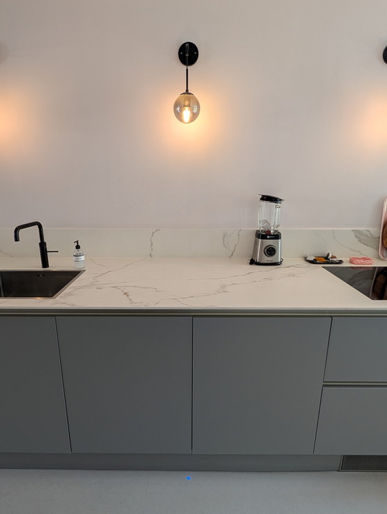 Image 1 of Contur Designküche | Siemens studioLine | Novy One Pro | Keramik