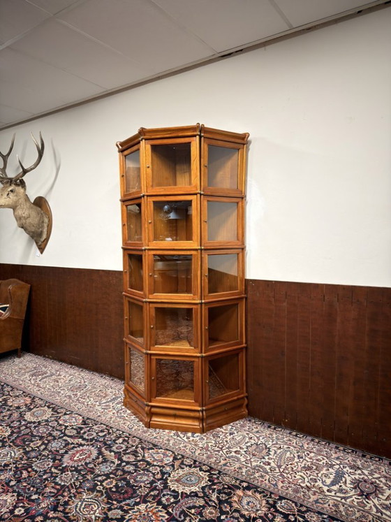 Libreria inglese semicircolare originale Globe Wernicke – Librerie, Vetro, Legno (photo 3 of 16)