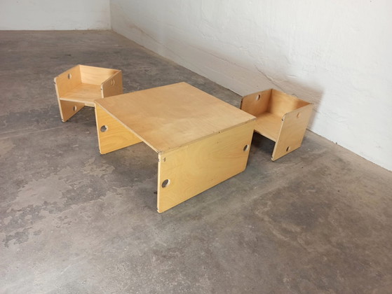 Image 1 of Conjunto Montessori de mesa y sillas de madera para niños