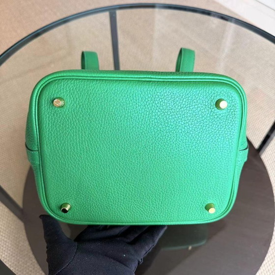 Image 1 of HERMES PICOTIN 22 - BAMBOU VERT VERTIGO CLEMENCE LEER GOUD HARDWARE
