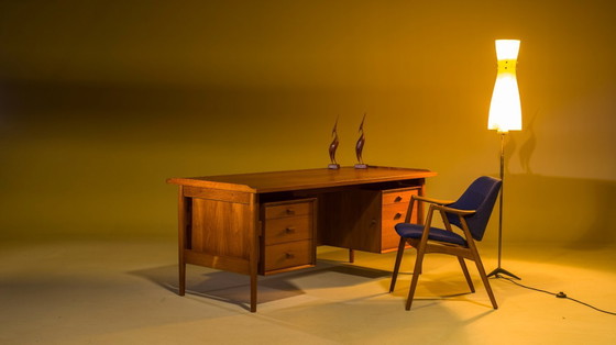 Image 1 of Schreibtisch Modell 207 aus Teakholz von Arne Vodder für Sibast, 1960er Jahre