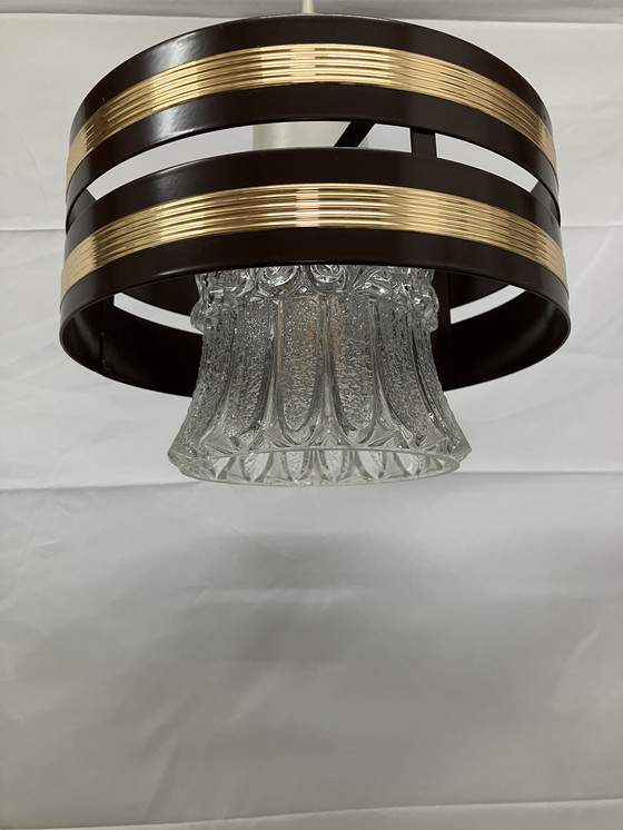 Image 1 of Vintage hanglamp met ijzeren ring en glazen binnen kap