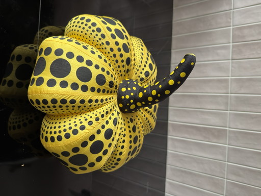 Yayoi Kusama Pumpkin S Lammfromm
2012 NUEVO con etiqueta