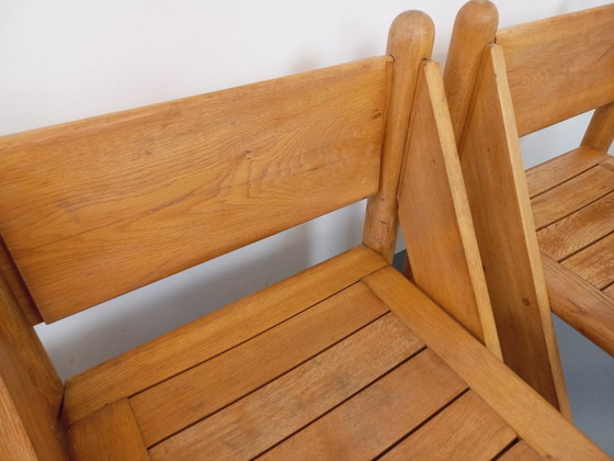 Image 1 of Set van 4 vintage brutalistische stoelen van massief eikenhout uit de jaren 60 en 70.