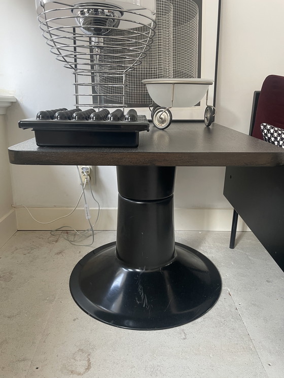 Image 1 of Tavolino Yrjö Kukkapuro Saturnus