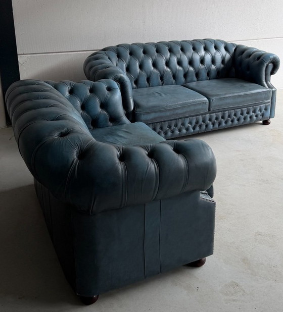 Divano tre posti Chesterfield Winchester Furniture – Divani 3 posti, Pelle, Vintage (photo 14 of 18)