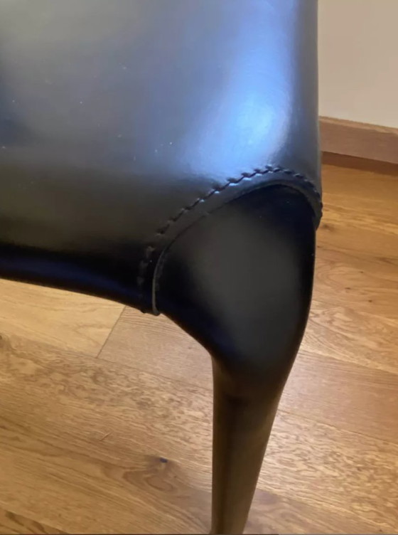 Image 1 of Juego de 4 sillas "Alice" de Bontempi Casa: piel flor y diseño italiano