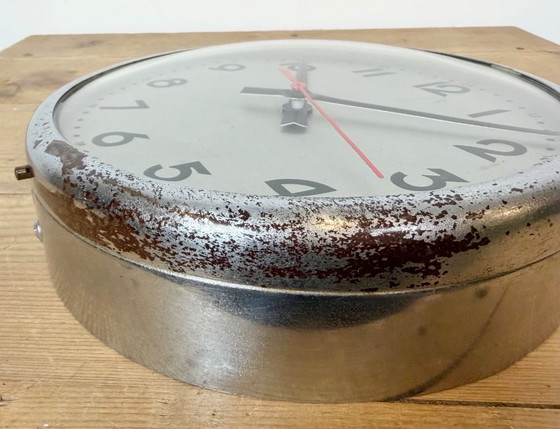Vintage Wandklok van PAL, jaren 50 – Klokken, Glas, IJzer (photo 13 of 18)