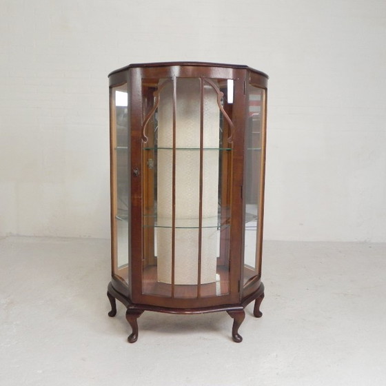 Image 1 of English Art Deco display cabinet on ornate legs, 1930s