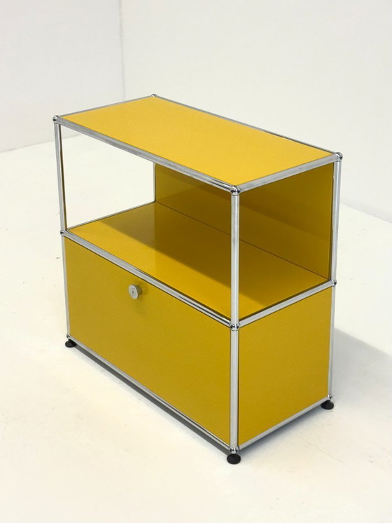 Image 1 of USM Haller cabinet in yellow