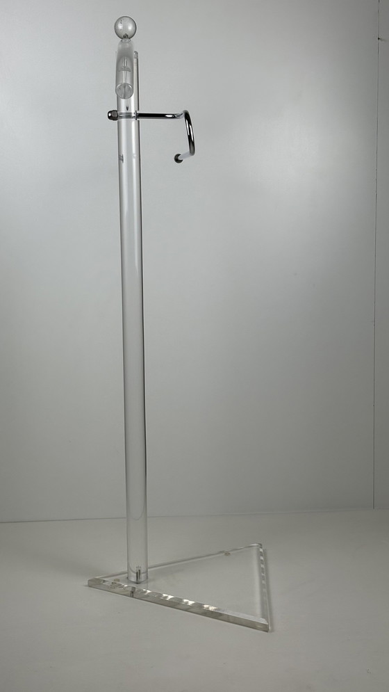 Image 1 of Appendiabiti vintage in plexiglas acrilico / attaccapanni Space Age Chrome