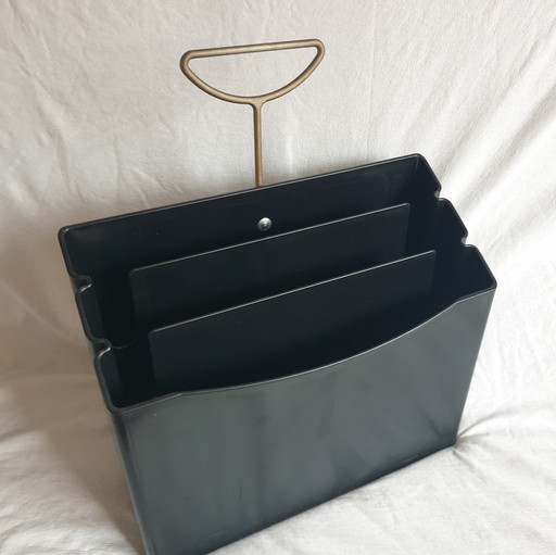 Impress Reader van Magis Design door Andries & Hiroko van Onck