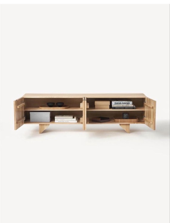 Image 1 of Westwing tv meubel Louis