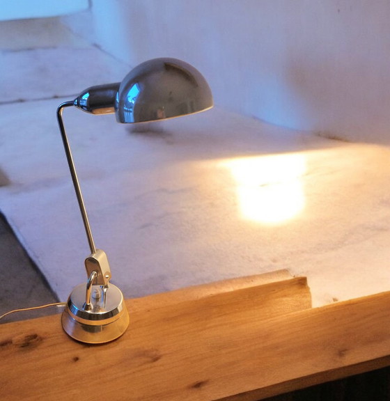 Image 1 of Vintage chromen lamp model 600 - Ontwerp Charlotte Perriand - Uitgegeven door Jumo 1940