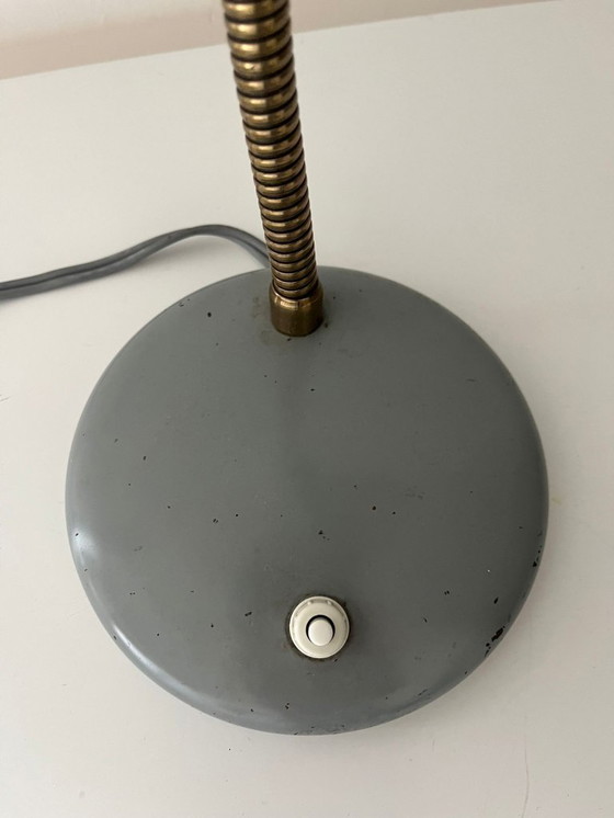 Image 1 of Lampe de bureau vintage élégante