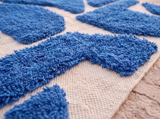 Alfombra bereber azul hecha a mano a medida con diseño especial, 2/3 m – Aime Té, Wool (photo 5 of 8)