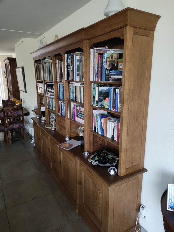 Image 1 of Combinazione di mobile a parete, tavolino da caffè e mobile porta TV.