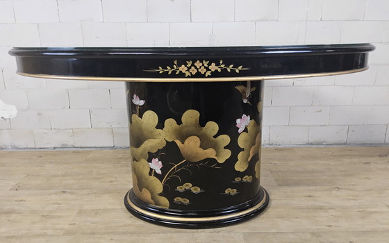 Image 1 of Vintage Ovale Chinese Eettafel  / Oosterse tafel (speksteen) / Chinoiserie / lakmeubel / lacquer / bohemian tafel