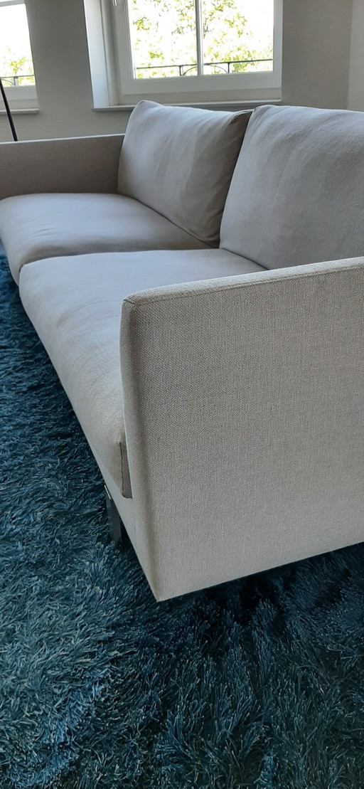 Montis Axel 3.5-Seater Sofa