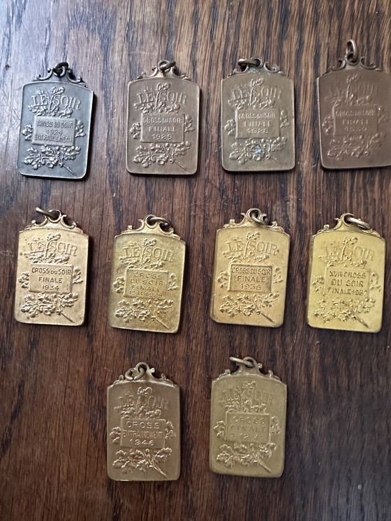 Image 1 of Set di medaglie vintage del ciclocross belga – Le Soir “Cross du Soir” 1924-1947 – 10 pezzi