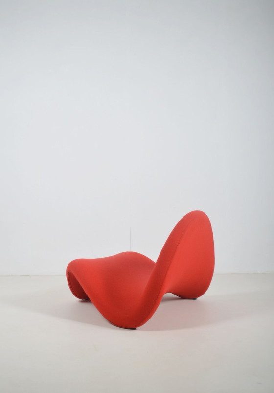 Image 1 of Red F577 Tongue designed by Pierre Paulin for Artifort