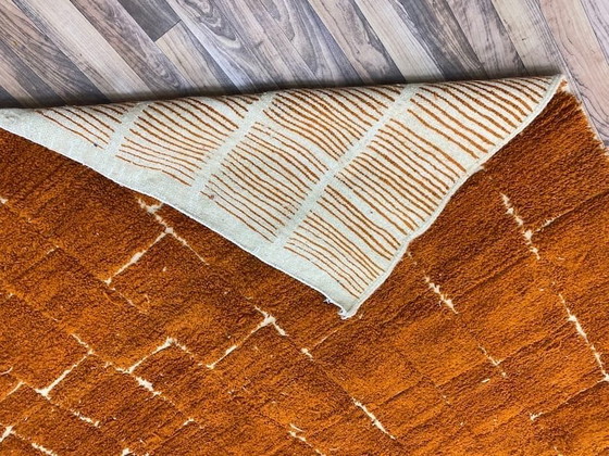 Image 1 of Traditioneller, handgefertigter Wollteppich 2/3 m