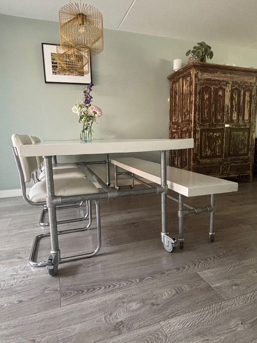 Industrial dining room set Goossens